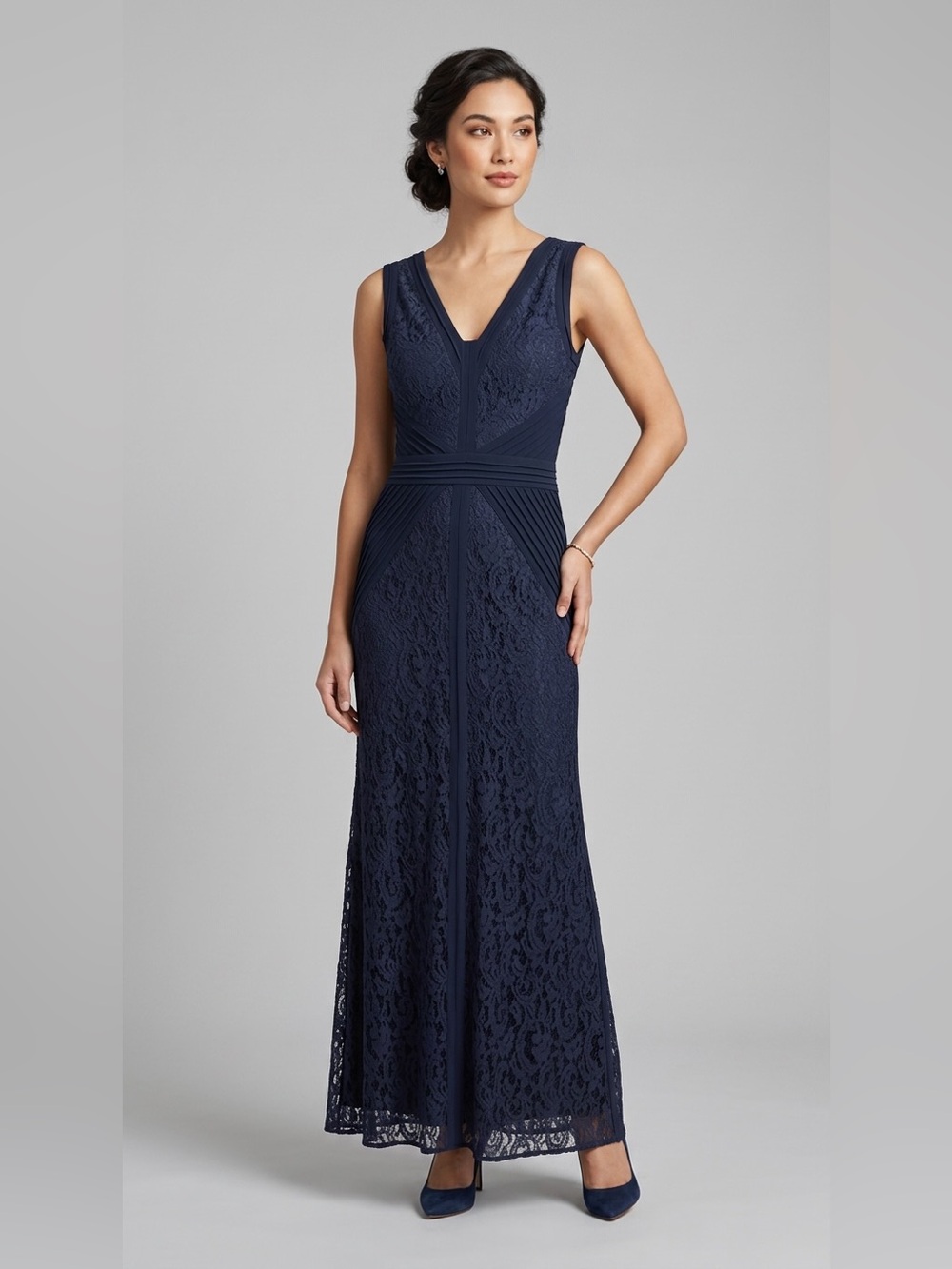 Betsy & Adam Navy Blue Lace Sleeveless Sheath Formal Dress Evening Dress Size 14